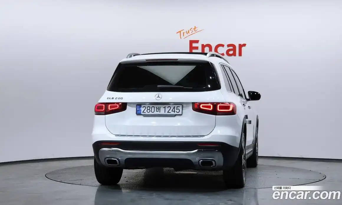 Mercedes-Benz GLB-Class 2021 2.0 Автомат в Москве № 194251, фото 18