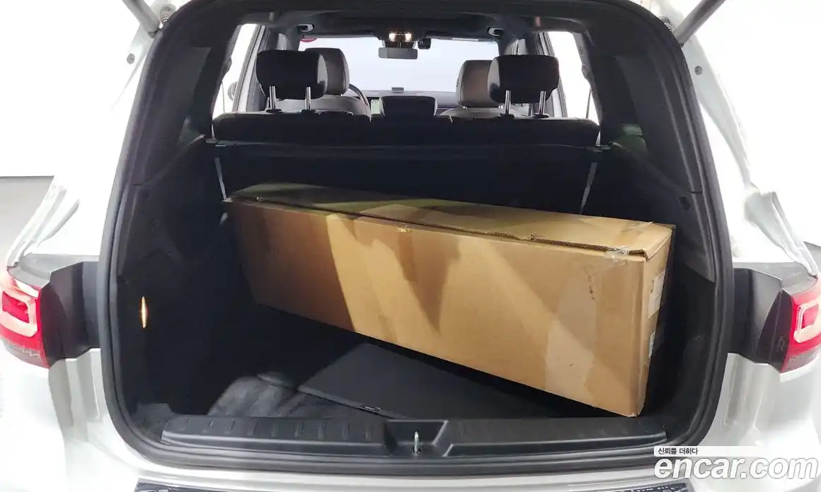 Mercedes-Benz GLB-Class 2021 2.0 Автомат в Москве № 194251, фото 9