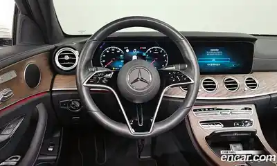 Mercedes-Benz E-Class, 2022