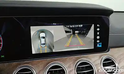 Mercedes-Benz E-Class 2022 2.0 Автомат в Москве № 194763, миниатюра 4