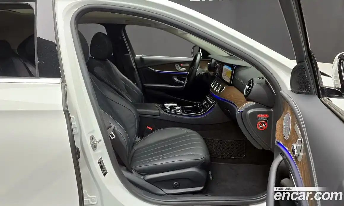 Mercedes-Benz E-Class 2019 2.0 Автомат в Москве № 195226, фото 13