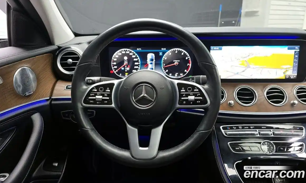 Mercedes-Benz E-Class 2019 2.0 Автомат в Москве № 195226, фото 14