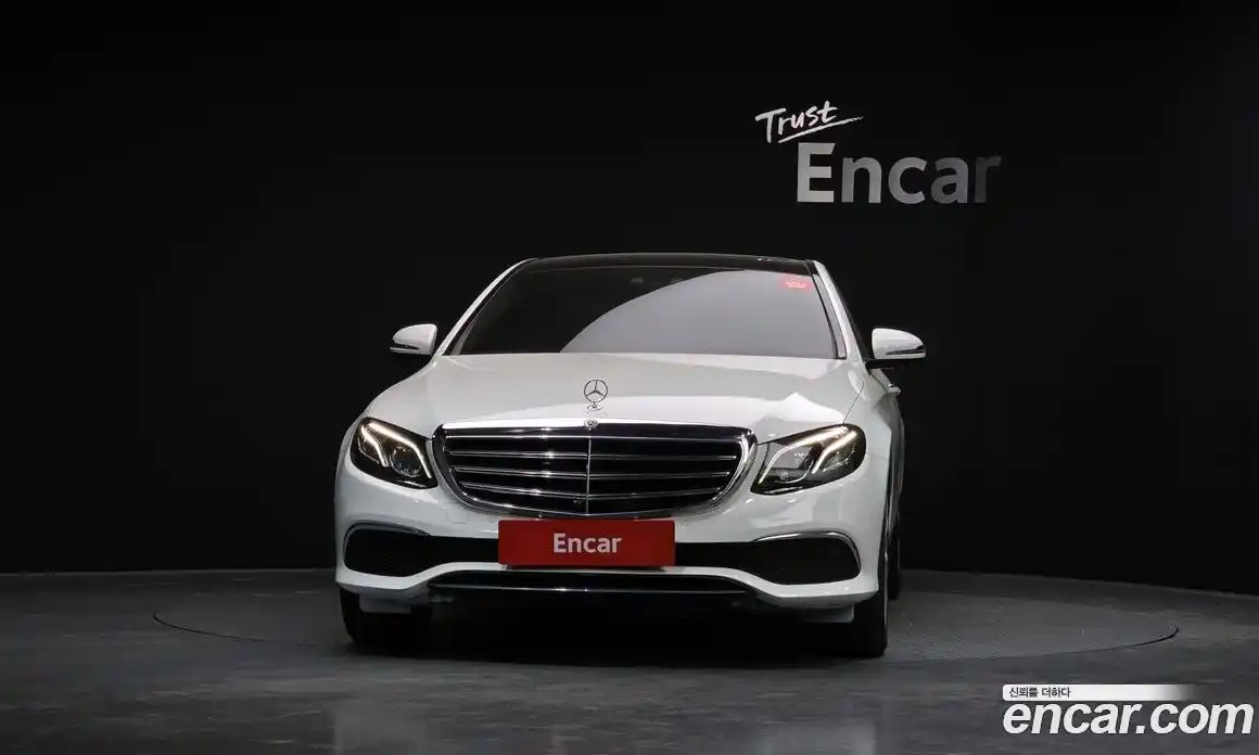 Mercedes-Benz E-Class 2019 2.0 Автомат в Москве № 195226, фото 20