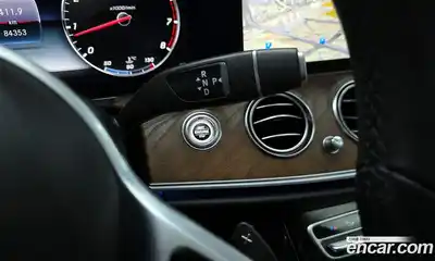 Mercedes-Benz E-Class 2019 2.0 Автомат в Москве № 195226, миниатюра 9
