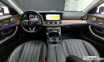 Mercedes-Benz E-Class 2019 2.0 Автомат в Москве № 195226, миниатюра 10