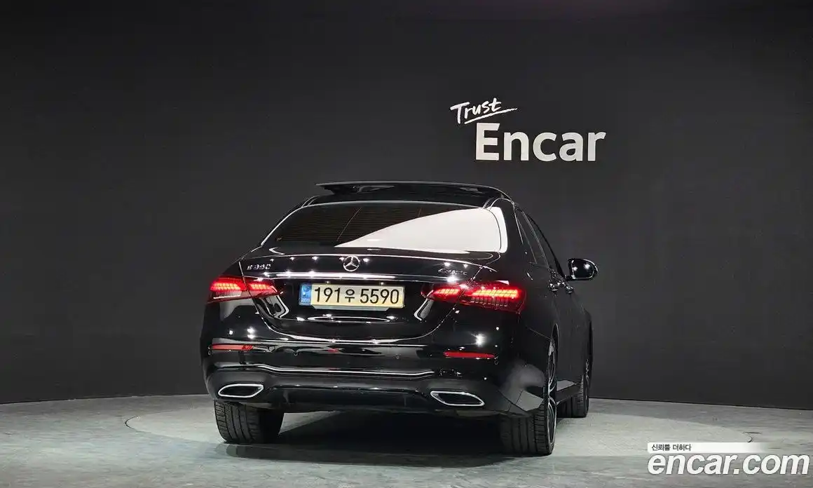 Mercedes-Benz E-Class 2023 2.0 Автомат в Москве № 195425, фото 13