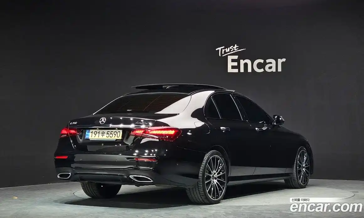 Mercedes-Benz E-Class 2023 2.0 Автомат в Москве № 195425, фото 19