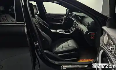 Mercedes-Benz E-Class 2023 2.0 Автомат в Москве № 195425, миниатюра 3