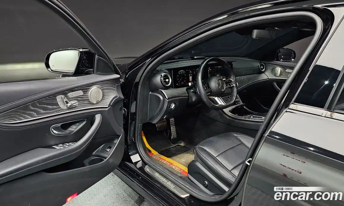 Mercedes-Benz E-Class 2023 2.0 Автомат в Москве № 195425, фото 5