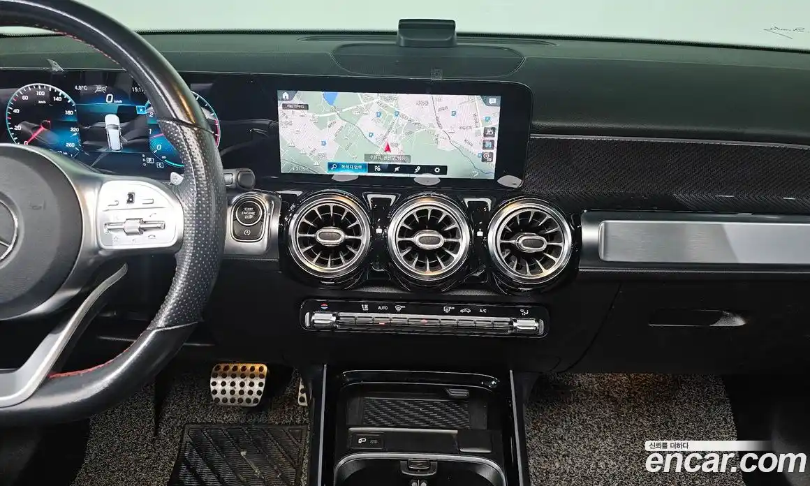 Mercedes-Benz GLB-Class 2021 2.0 Автомат в Москве № 195485, фото 15