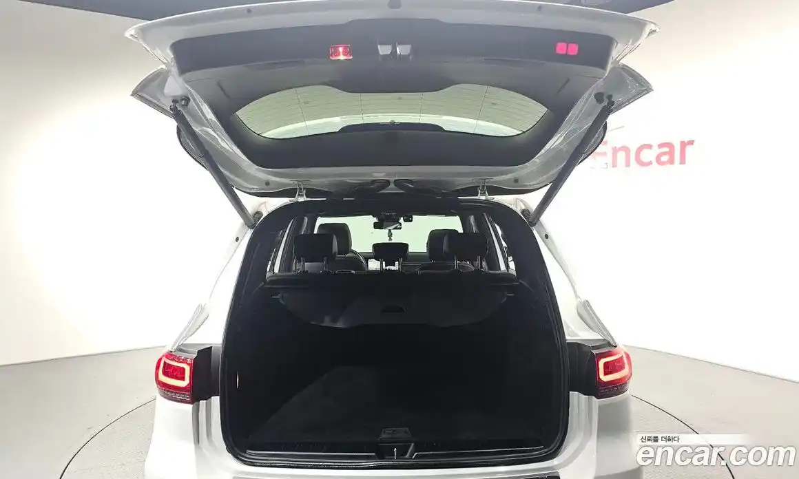 Mercedes-Benz GLB-Class 2021 2.0 Автомат в Москве № 195485, фото 20