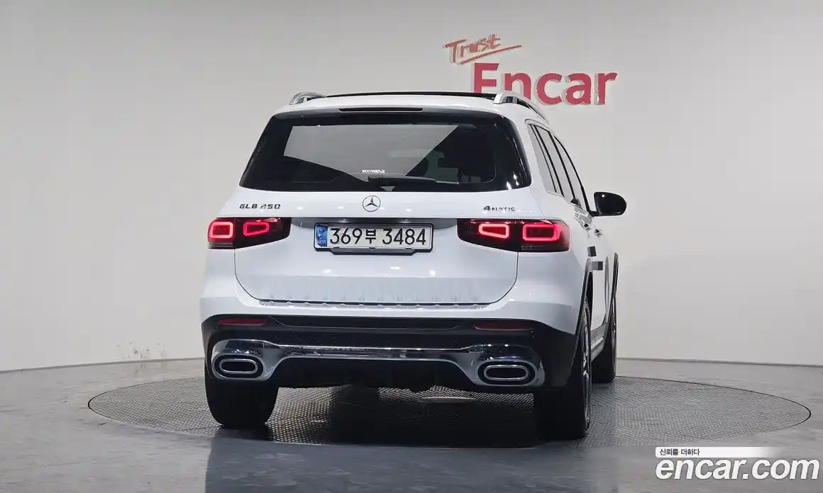 Mercedes-Benz GLB-Class 2021 2.0 Автомат в Москве № 195485, фото 4