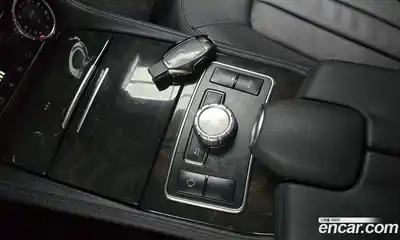 Mercedes-Benz CLS-Class 2012 3.5 Автомат в Москве № 195537, миниатюра 2