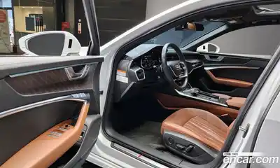 Audi A6 2023 2.0 Автомат в Москве № 196244, миниатюра 8