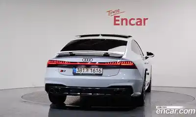 Audi A7, 2021
