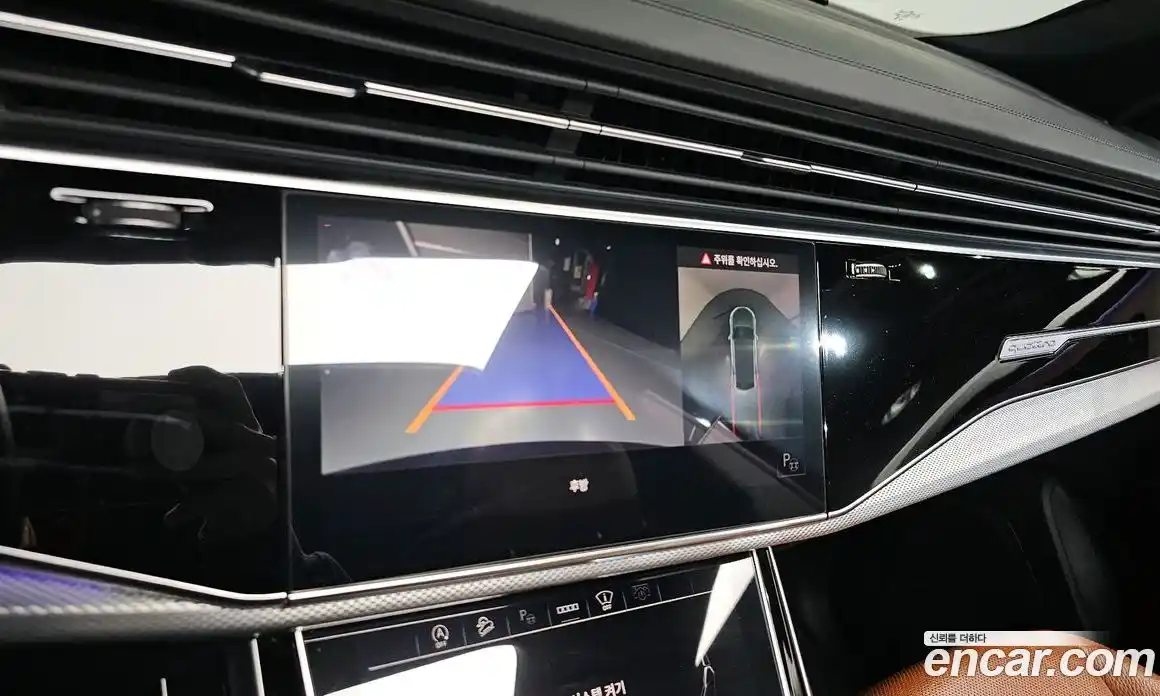 Audi Q8 2021 3.0 Автомат в Москве № 196307, фото 12