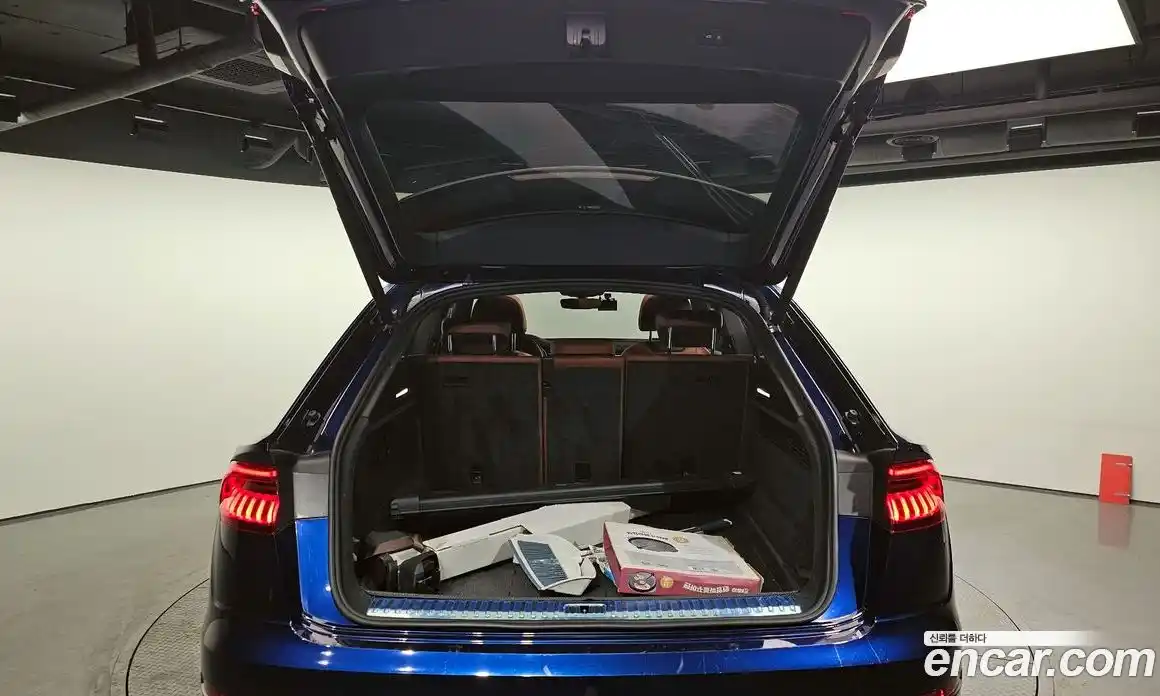 Audi Q8 2021 3.0 Автомат в Москве № 196307, фото 15