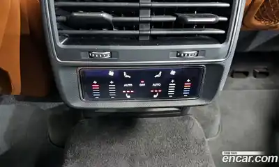 Audi Q8 2021 3.0 Автомат в Москве № 196307, миниатюра 6