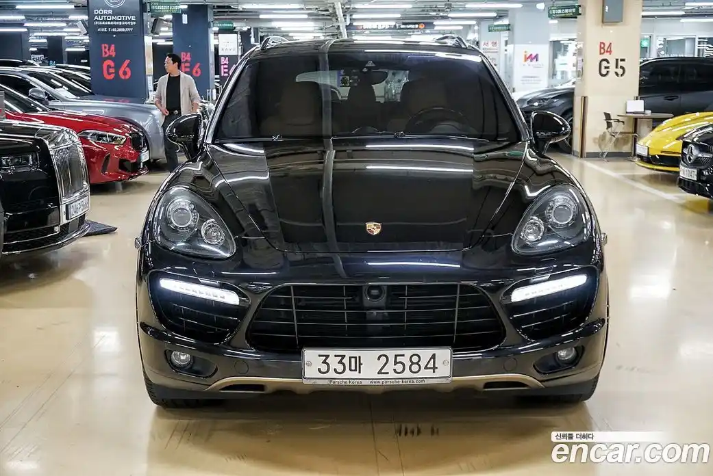 Porsche Cayenne 2014 4.8 Автомат в Москве № 198023, фото 3