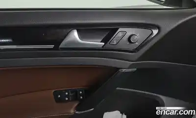 Volkswagen Golf 2016 2.0 Автомат в Москве № 199149, миниатюра 4