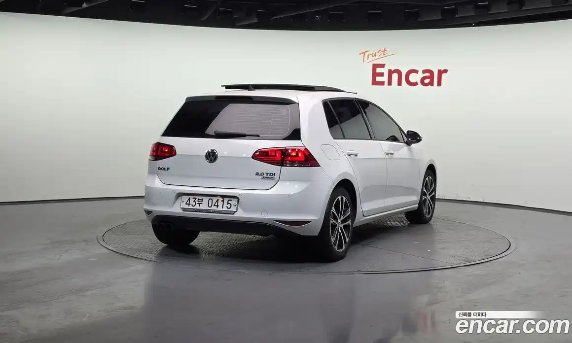 Volkswagen Golf 2016 2.0 Автомат в Москве № 199149, фото 9