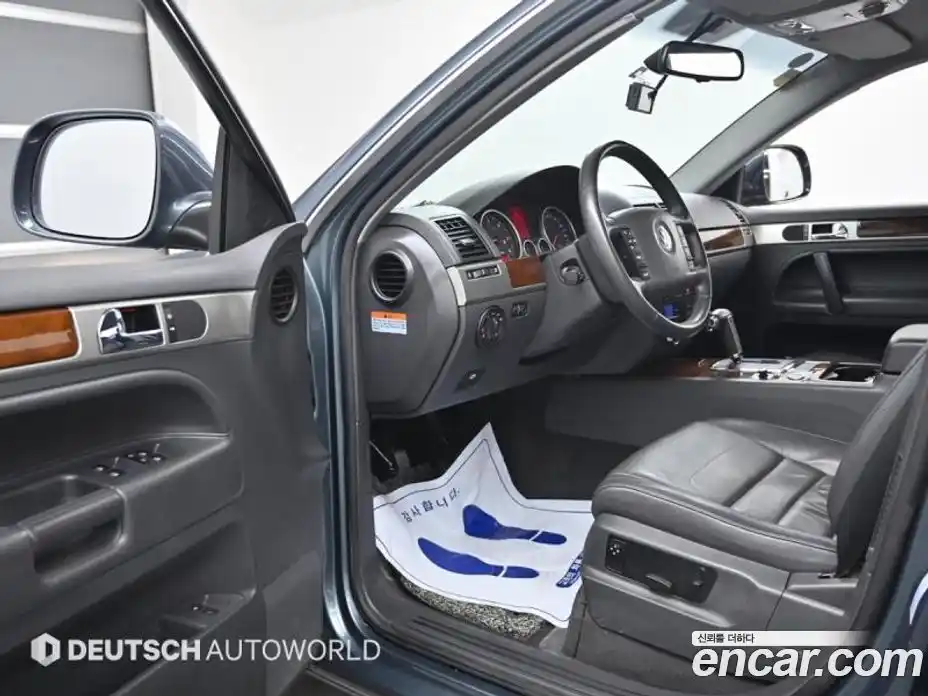 Volkswagen Touareg 2010 3.0 Автомат в Москве № 199191, фото 11