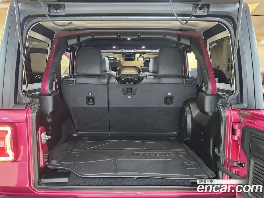 Jeep Wrangler 2024 2.0 Автомат в Москве № 199398, фото 19