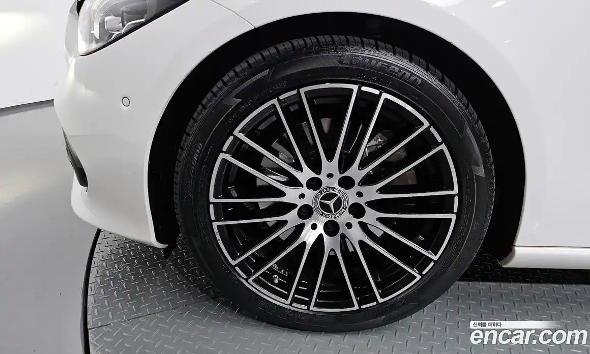 Mercedes-Benz C-Class 2024 2.0 Автомат в Москве № 204488, фото 5