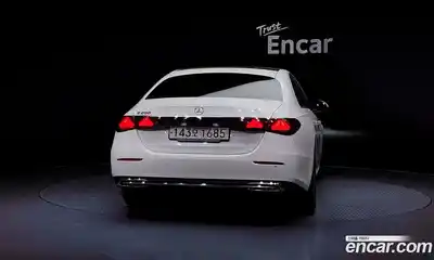 Mercedes-Benz E-Class 2025 2.0 Автомат в Москве № 205596, миниатюра 2