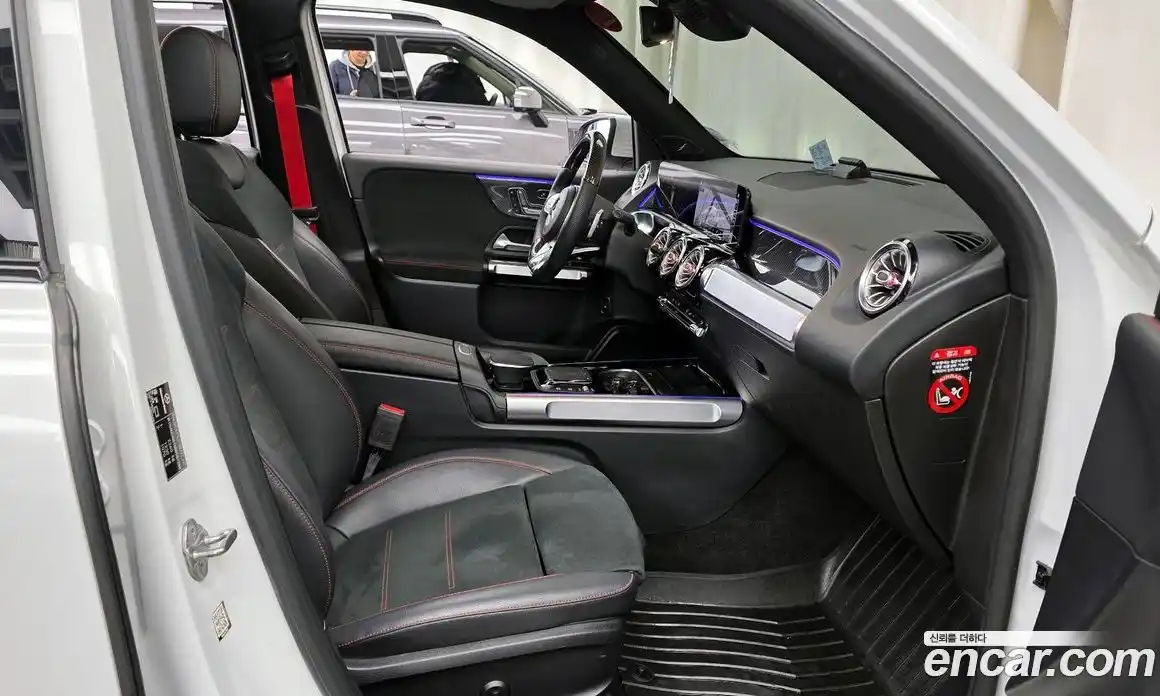 Mercedes-Benz GLB-Class 2021 2.0 Автомат в Москве № 206189, фото 11