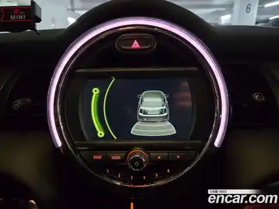 Mini Cooper 2018 1.5 Автомат в Москве № 208715, миниатюра 11