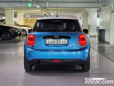 Mini Cooper 2018 1.5 Автомат в Москве № 208715, миниатюра 3