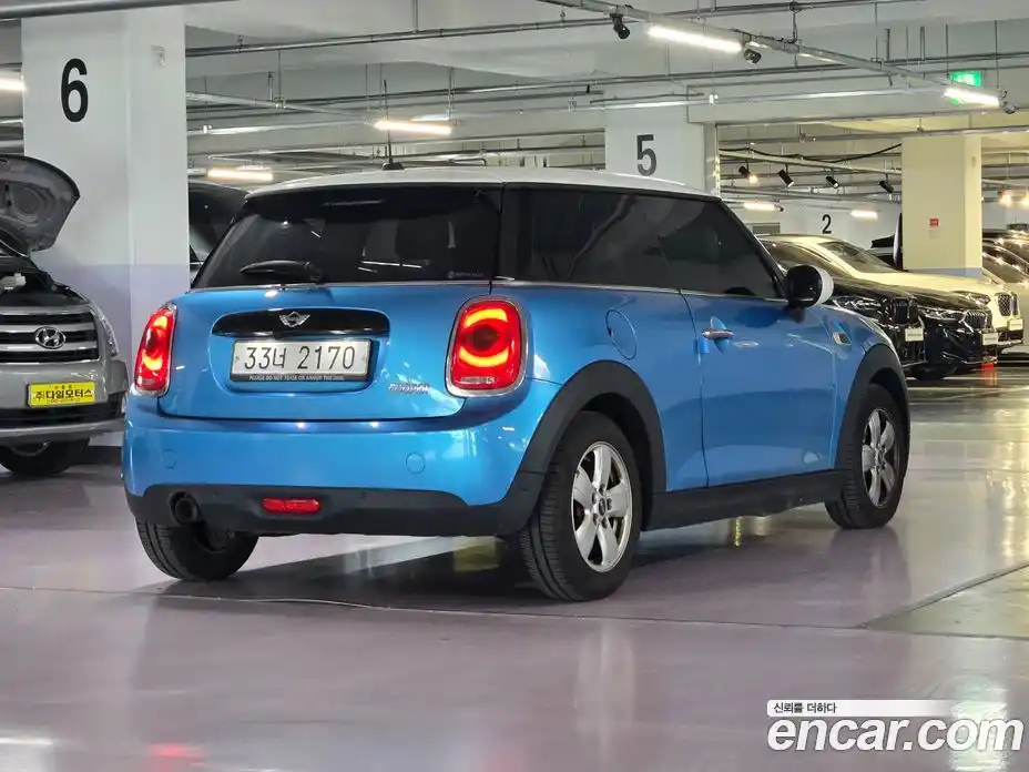 Mini Cooper 2018 1.5 Автомат в Москве № 208715, фото 4