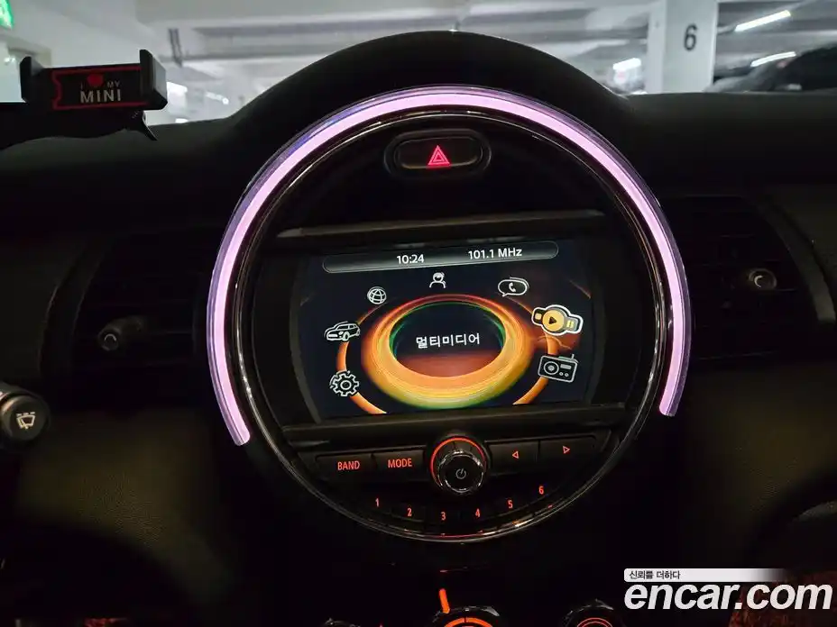 Mini Cooper 2018 1.5 Автомат в Москве № 208715, фото 9