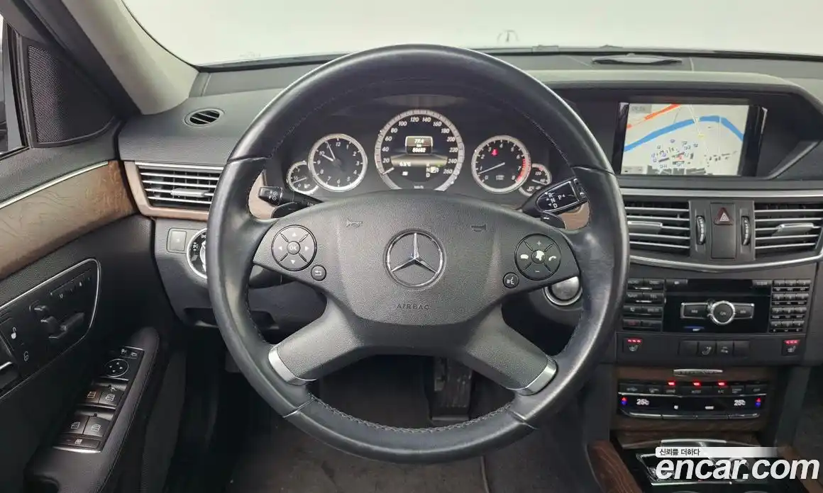 Mercedes-Benz E-Class 2013 3.5 Автомат в Москве № 209287, фото 13