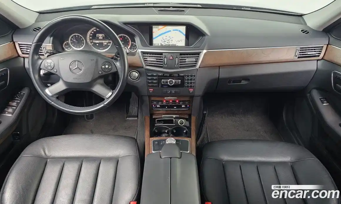 Mercedes-Benz E-Class 2013 3.5 Автомат в Москве № 209287, фото 15