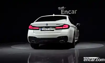 BMW 5-Series 2022 2.0 Автомат в Москве № 211408, миниатюра 2