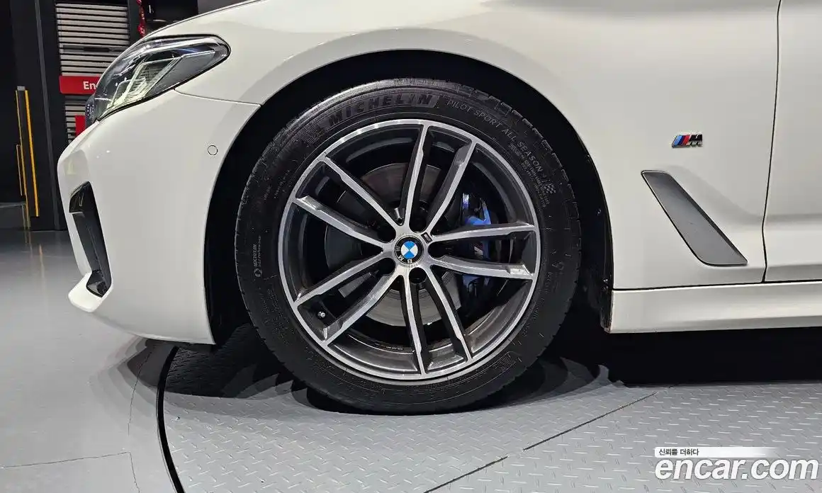 BMW 5-Series 2022 2.0 Автомат в Москве № 211408, фото 4