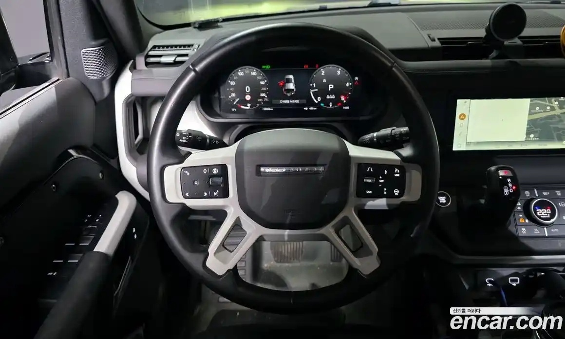 Land Rover Defender 2024 3.0 Автомат в Москве № 213413, фото 13