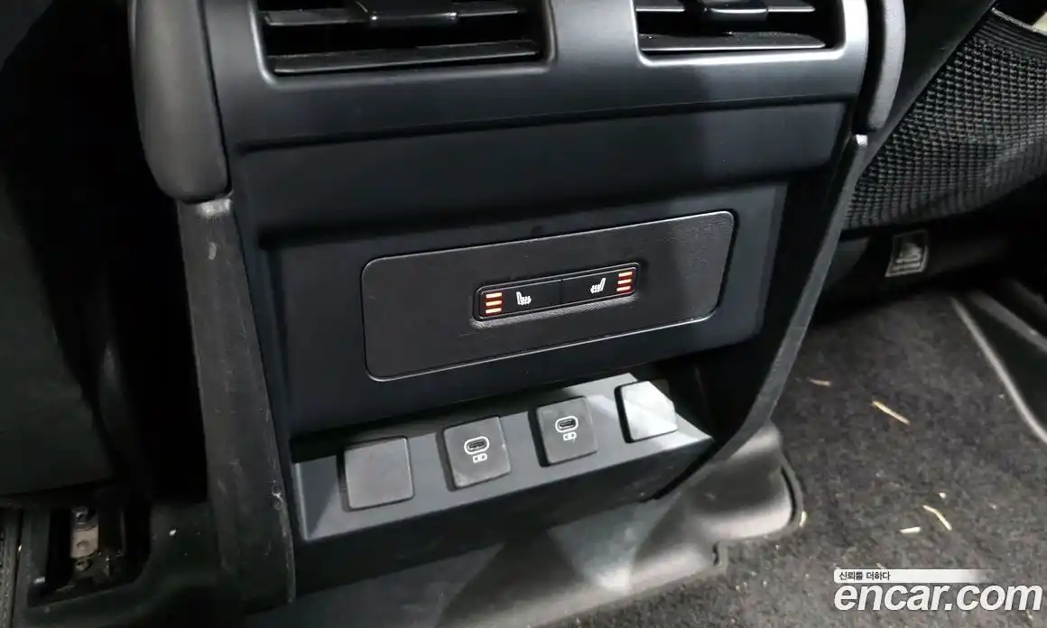 Land Rover Defender 2024 3.0 Автомат в Москве № 213413, фото 19