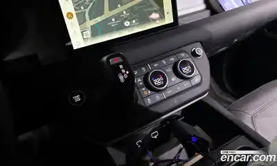 Land Rover Defender 2024 3.0 Автомат в Москве № 213413, миниатюра 9