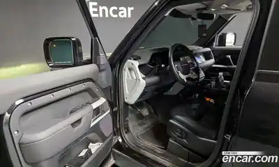 Land Rover Defender 2024 3.0 Автомат в Москве № 213413, миниатюра 10