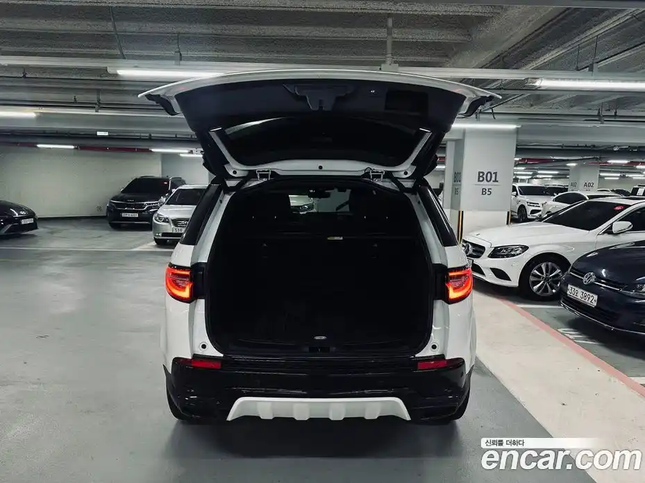 Land Rover Discovery Sport 2025 2.0 Автомат в Москве № 213889, фото 5