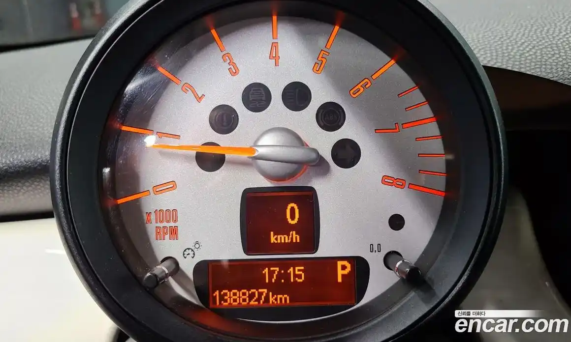 Mini Clubman 2013 1.6 Автомат в Москве № 214421, фото 12