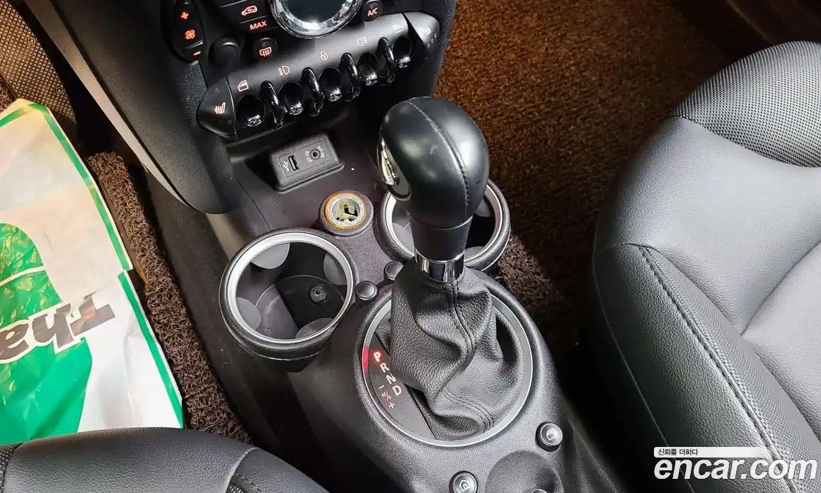 Mini Clubman 2013 1.6 Автомат в Москве № 214421, фото 13