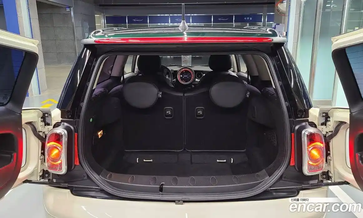 Mini Clubman 2013 1.6 Автомат в Москве № 214421, фото 7