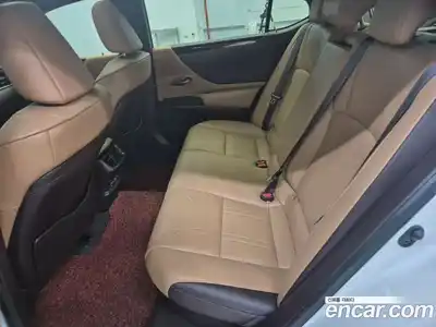 Lexus ES 2021 2.5 Автомат в Москве № 214817, миниатюра 11