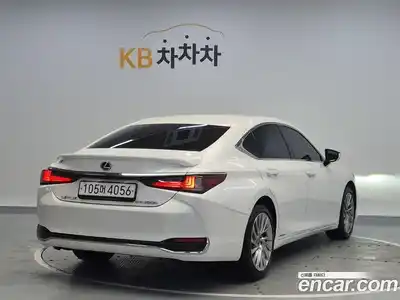 Lexus ES 2021 2.5 Автомат в Москве № 214817, миниатюра 3
