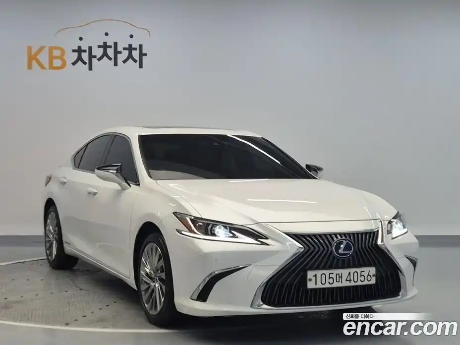 Lexus ES 2021 2.5 Автомат в Москве № 214817, фото 4