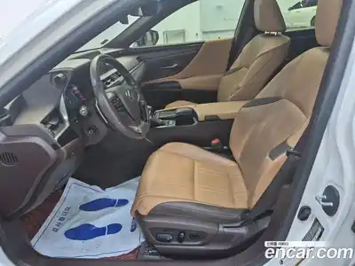 Lexus ES 2021 2.5 Автомат в Москве № 214817, миниатюра 10